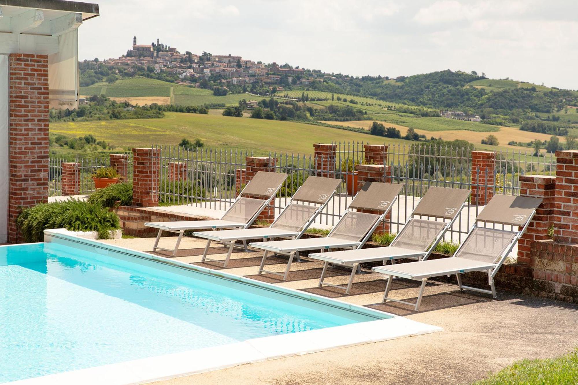 Notte Nella Botte Hotel Vignale Exterior photo